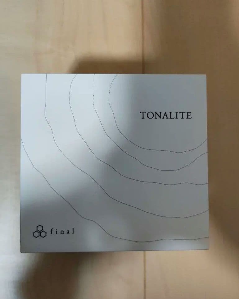final TONALITE　ワイヤレスイヤホン