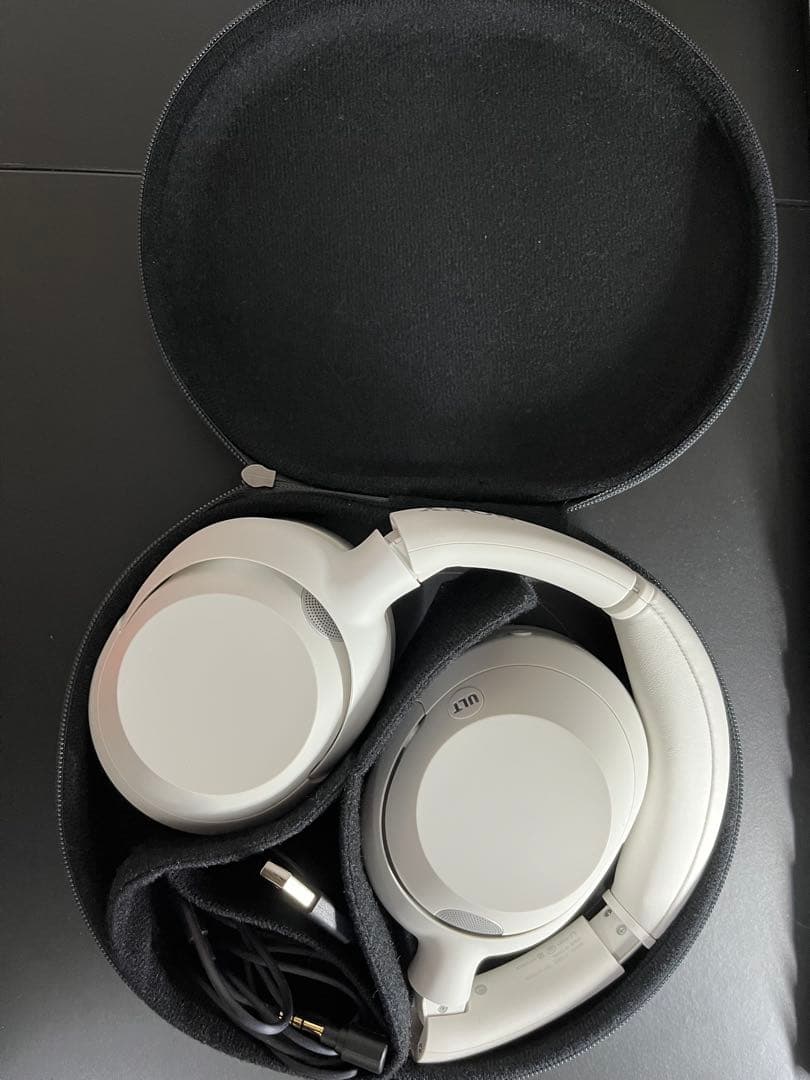 ヘッドホン SONY ULT WEAR WHITE