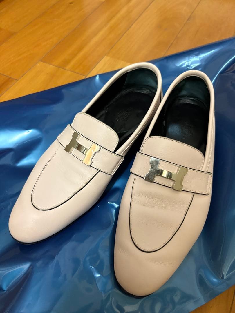 エルメス　ピンク　モカシン