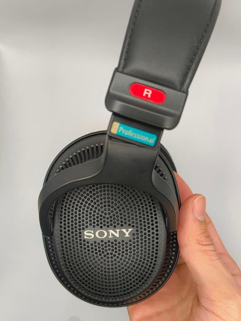 ヘッドホン SONY MDR-MV1