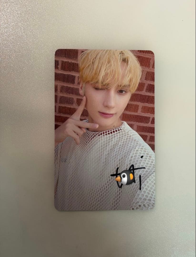 ヒュニンカイ HUENINGKAI 直筆サイン トレカ FREEFALL