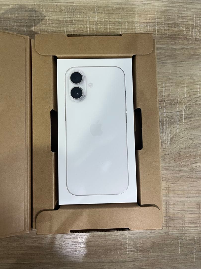 Apple iPhone 17ホワイト 本体