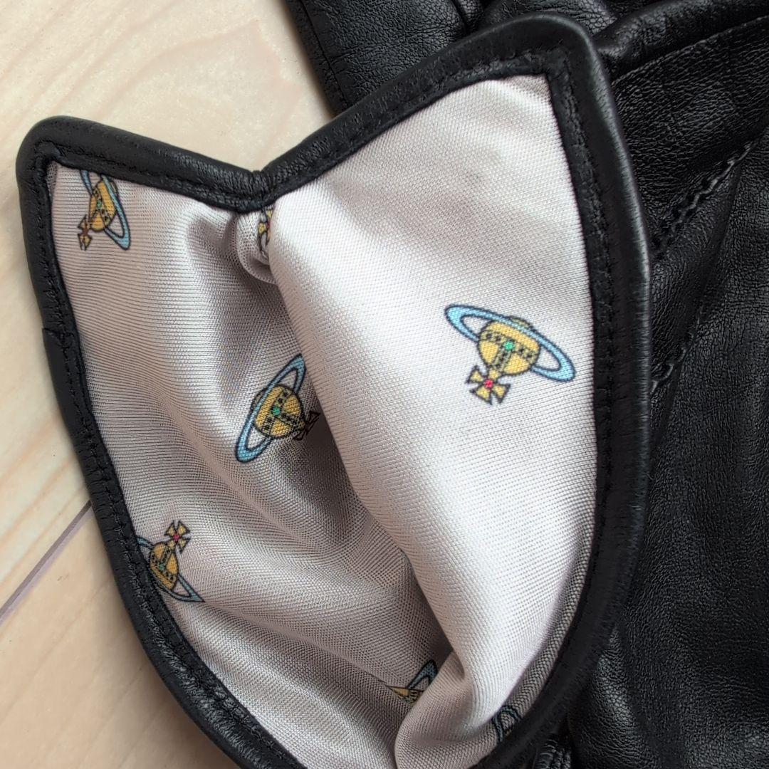 Vivienne Westwood 黒のレザー手袋 orb柄　レディース