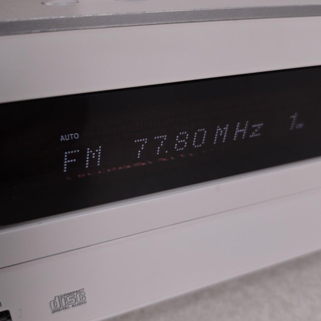 【美品】オンキヨー X-U1 CDミニコンポ ホワイト ONKYO