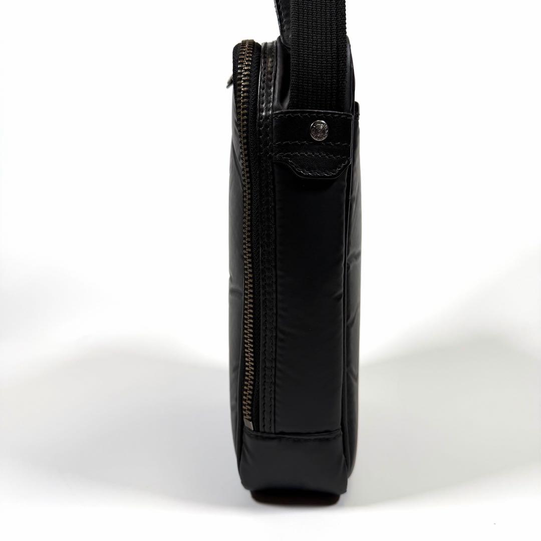 【極美品】ハンティングワールド　ショルダーバッグ　2way バチューサーパス　黒