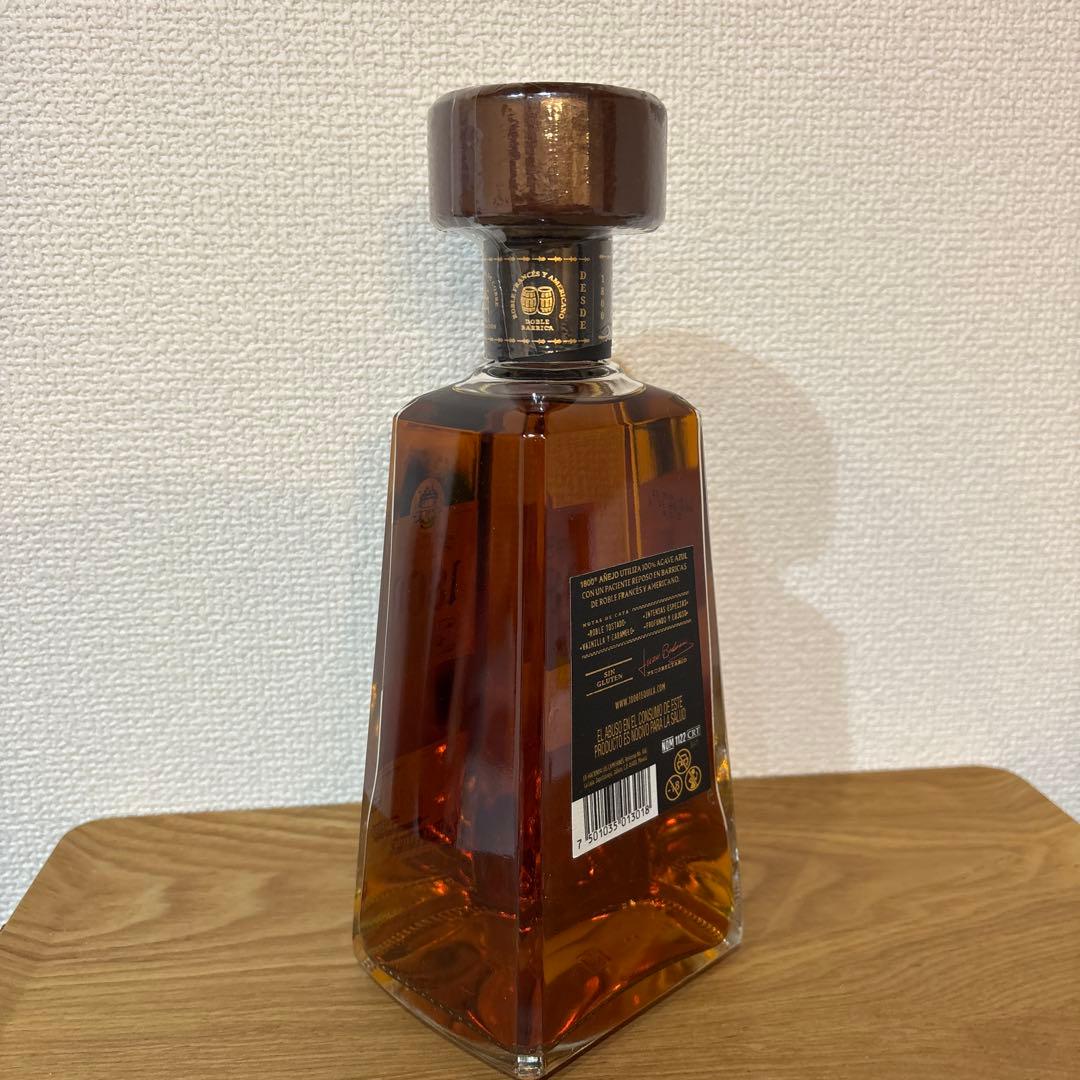 1800 テキーラ アネホ