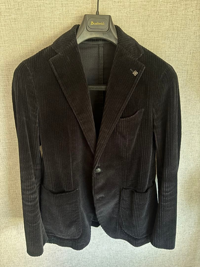 TAGLIATORE ブラック コーデュロイジャケット