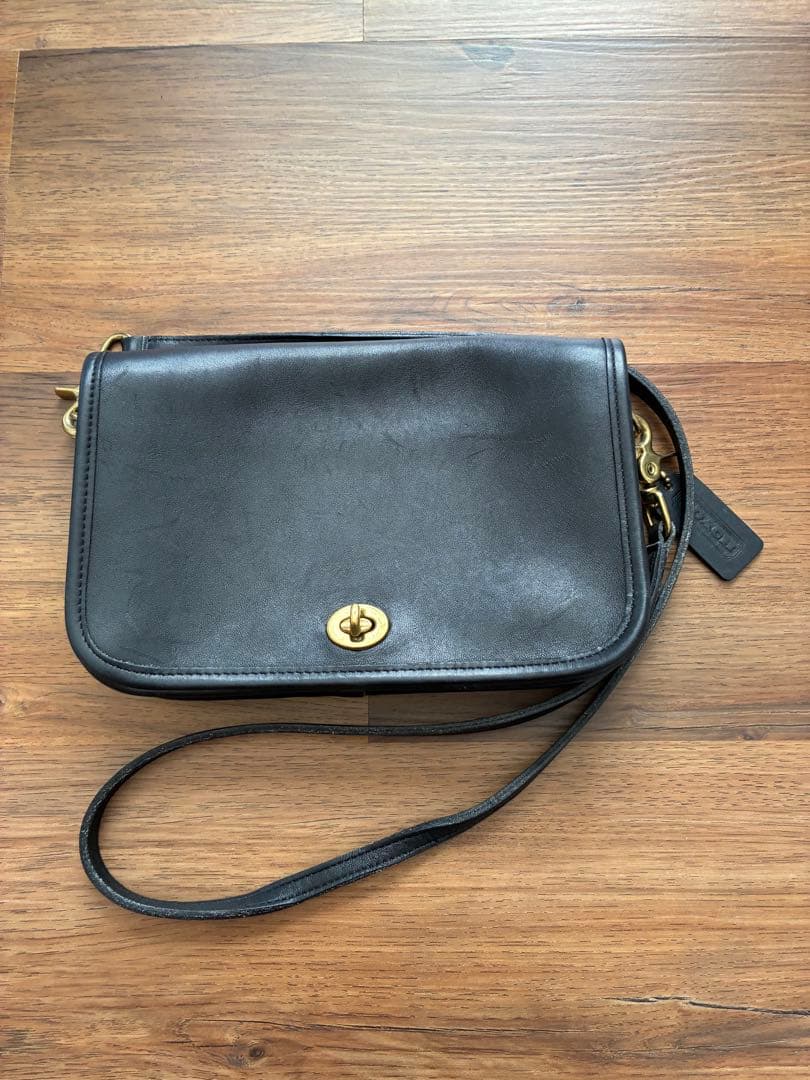 COACH オールドコーチ ショルダーバッグ 黒 ターンロック レア　USA製