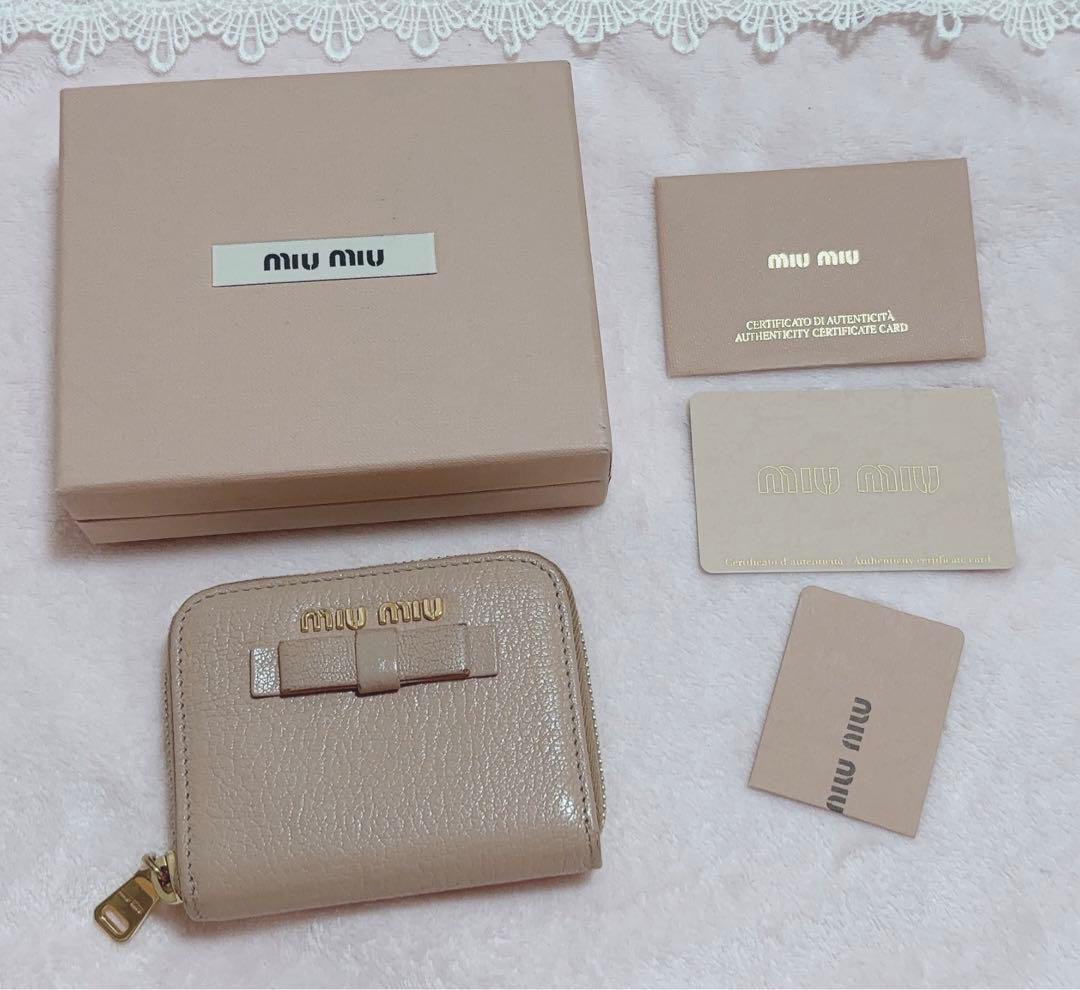 MIUMIU リボンミニウォレット ケース ピンクベージュ 箱有り美品