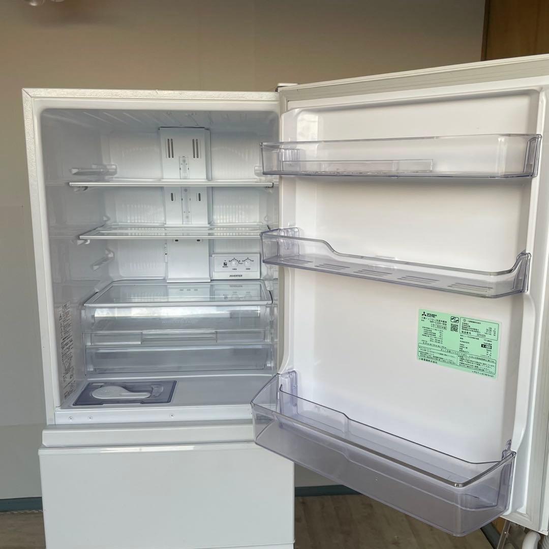 配送設置無料　三菱　3ドア冷蔵庫　23年製　自動製氷機付　最新