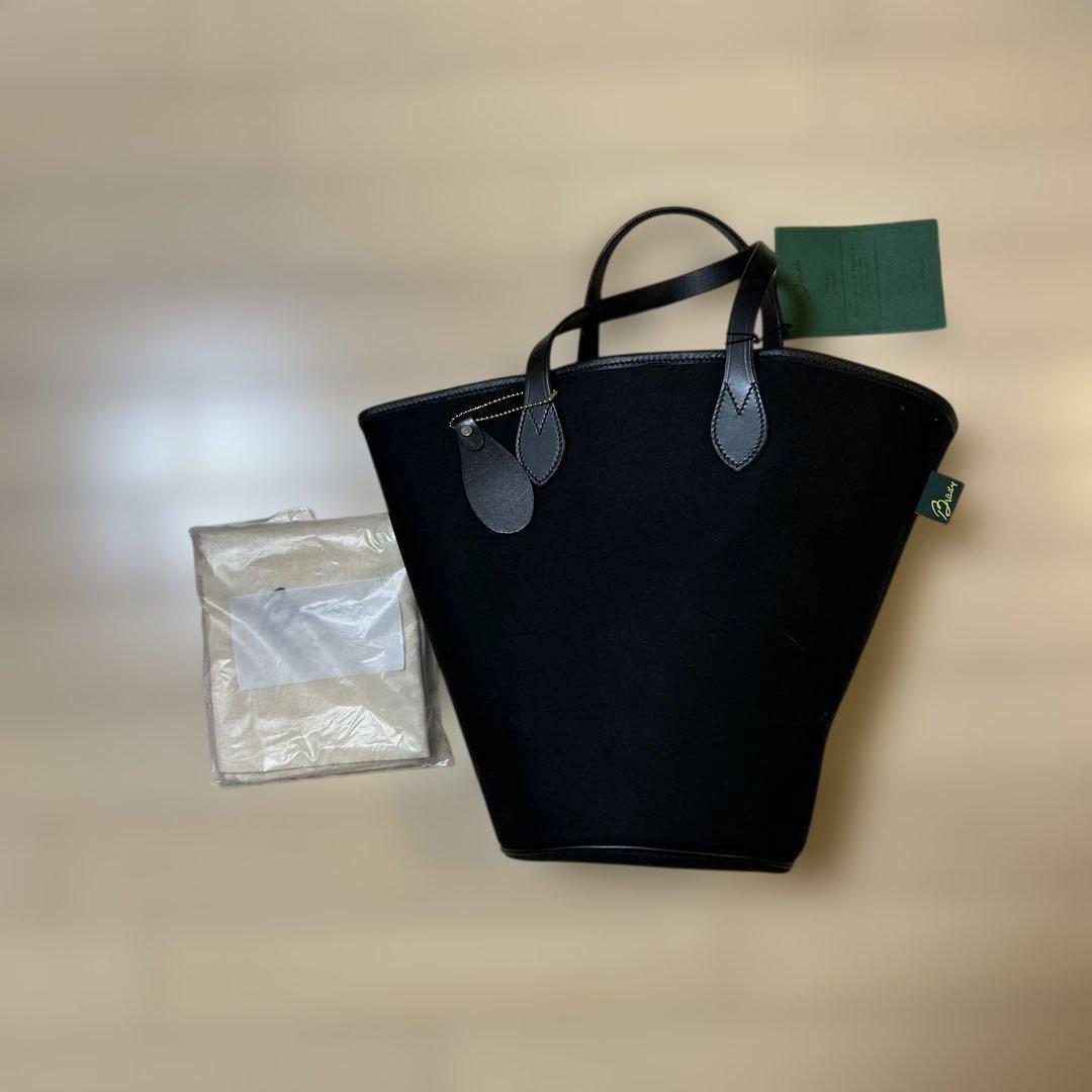 Brady バケツバッグ　未使用