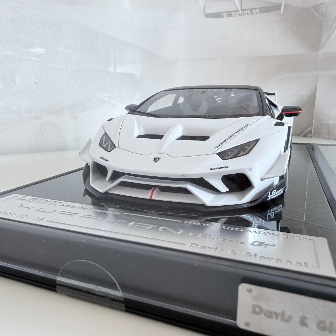 ミニカー LBWK special series HURACAN 1:18