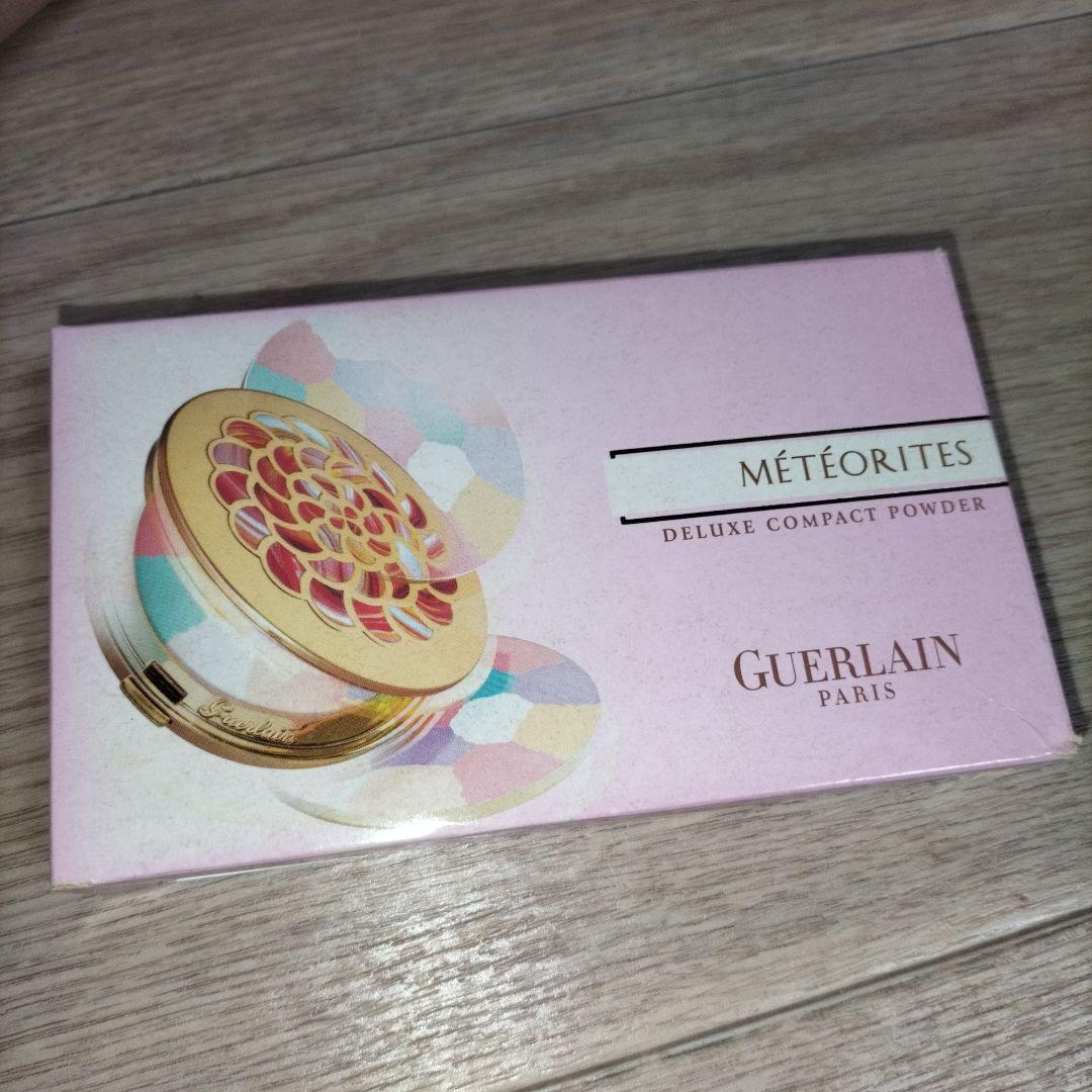 未使用　ゲラン　メテオリット　ヴォワイヤージュ　コンパクト　フェイスパウダー