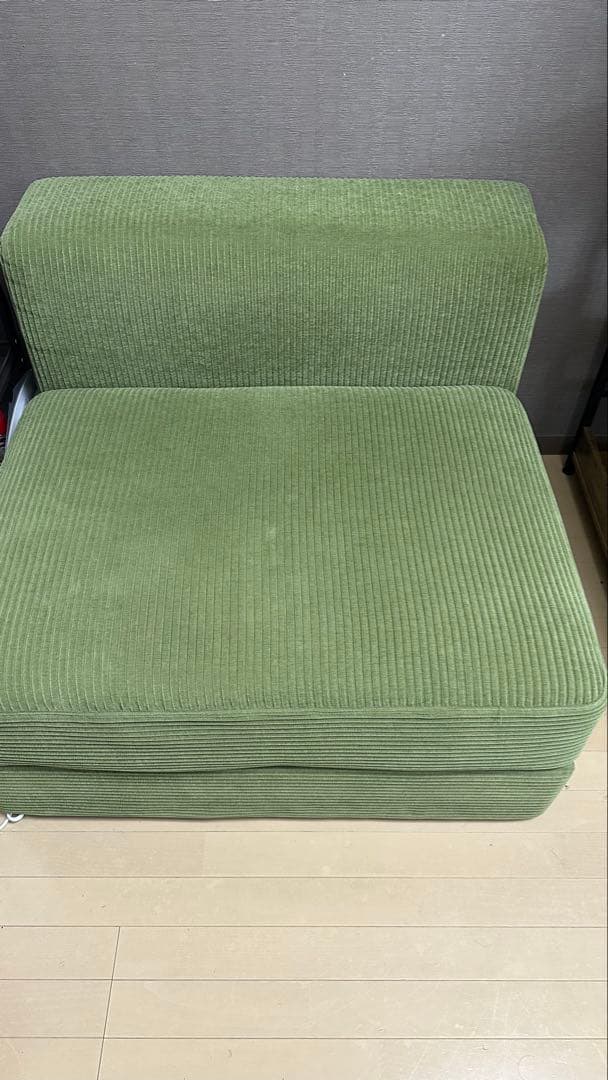 値下げ交渉可能 JÄTTEBO 1.5人掛けソファサムサラダークイエローグリーン