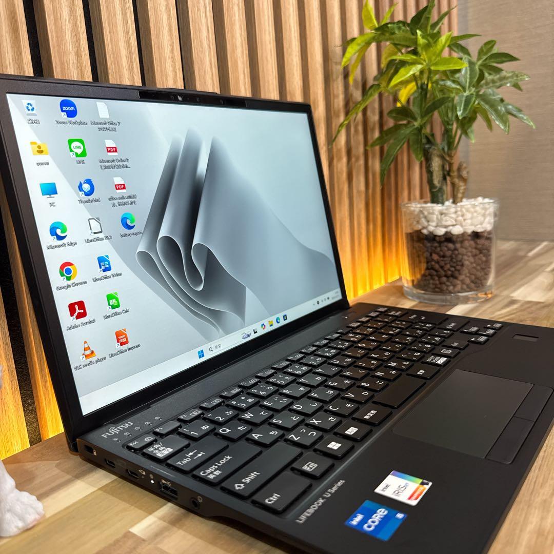 2023年モデル‼️LIFEBOOK U9313/N☘第13世代☘ノートパソコン