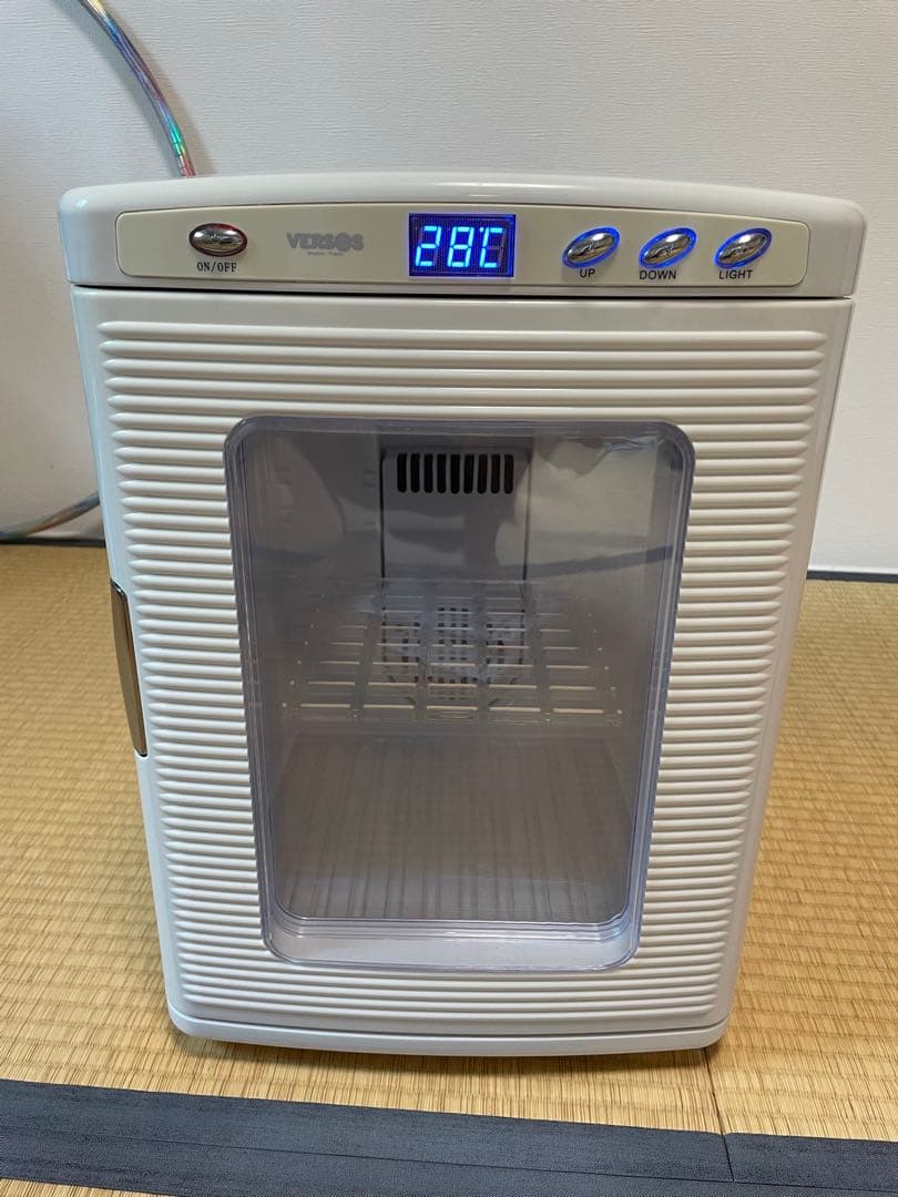 VERSOS 25L 冷温庫　ベルソス
