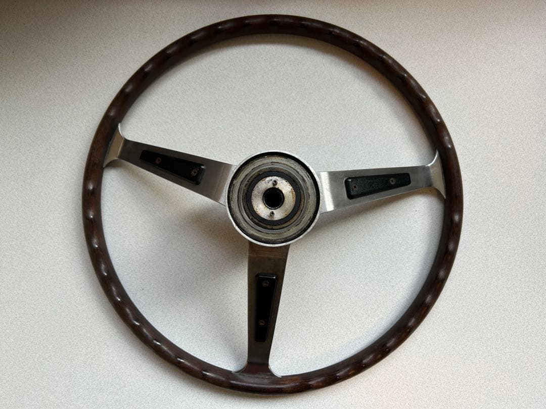【希少】ダットサンサニー1000 ウッドステアリング　純正オプション