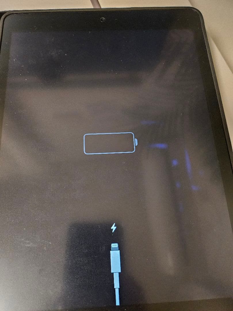 iPad (7th Generation) 32GB スペースグレー