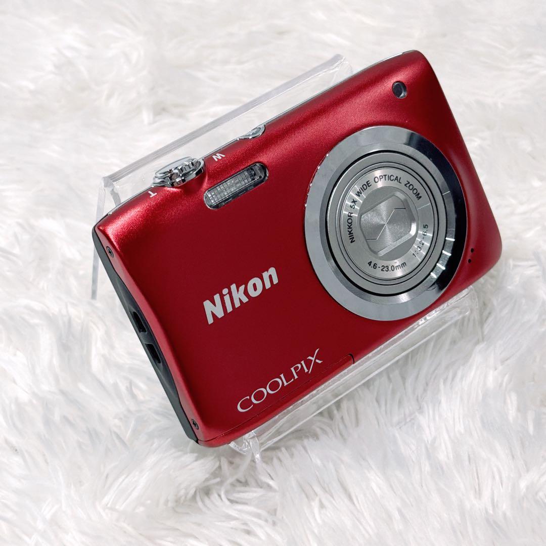 【極美品】NIKON COOLPIX A100 デジタルカメラ レッド