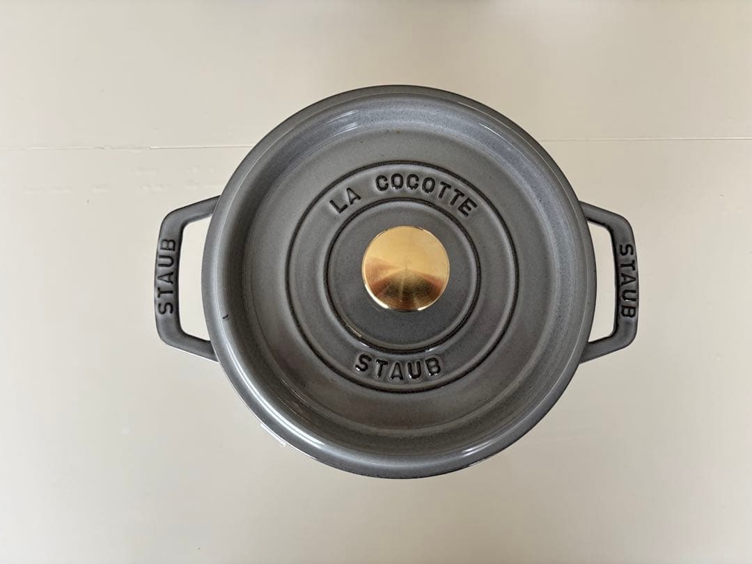 週末限定 staub 18cm ピコ・ココット ラウンド グレー