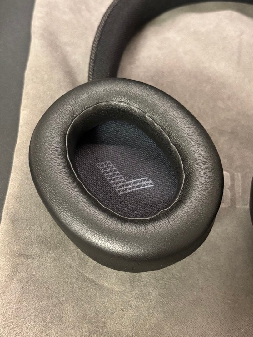 JBL LIVE 770 NC ブラック