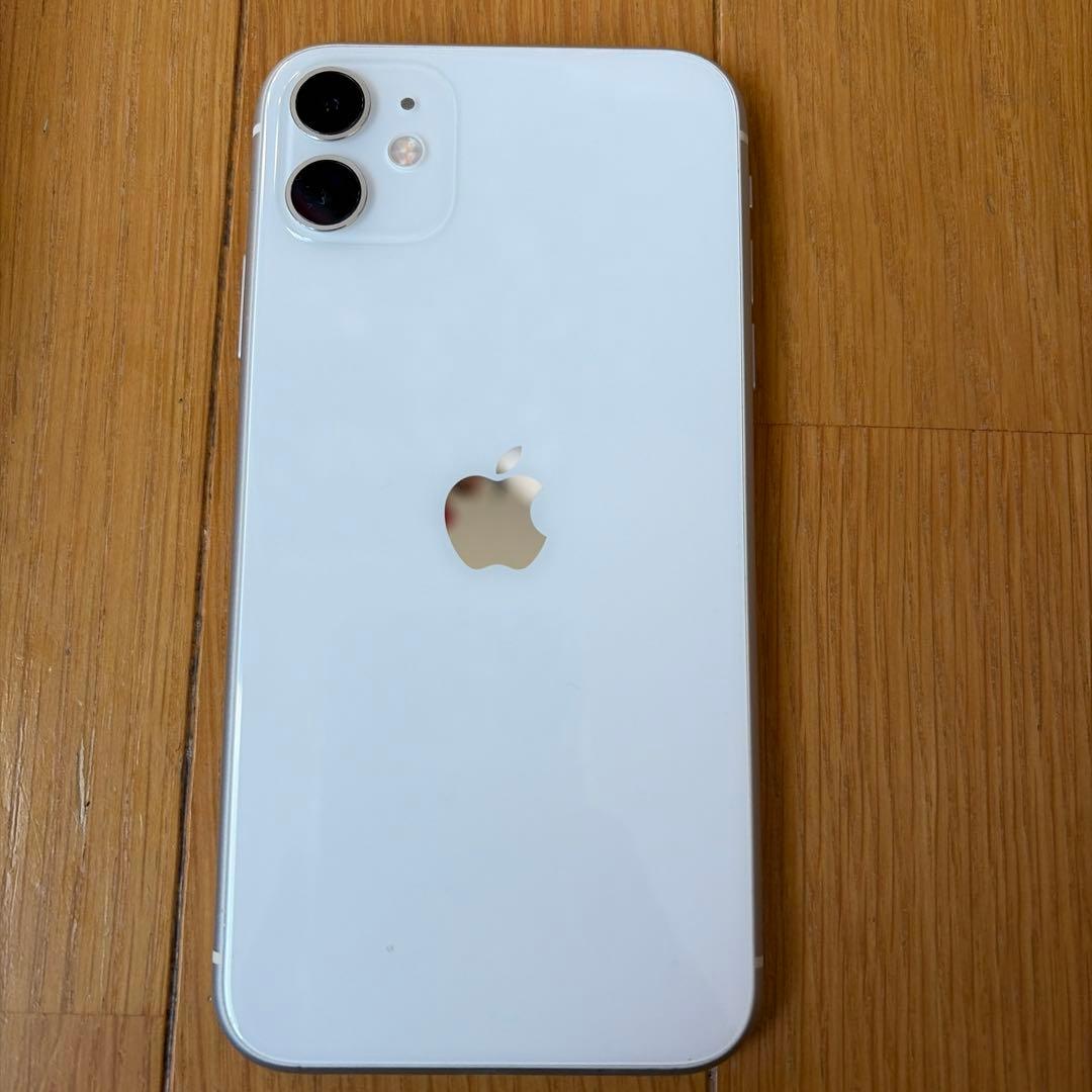 Apple iPhone 11 128Gホワイト 本体 箱付　イヤホン付き
