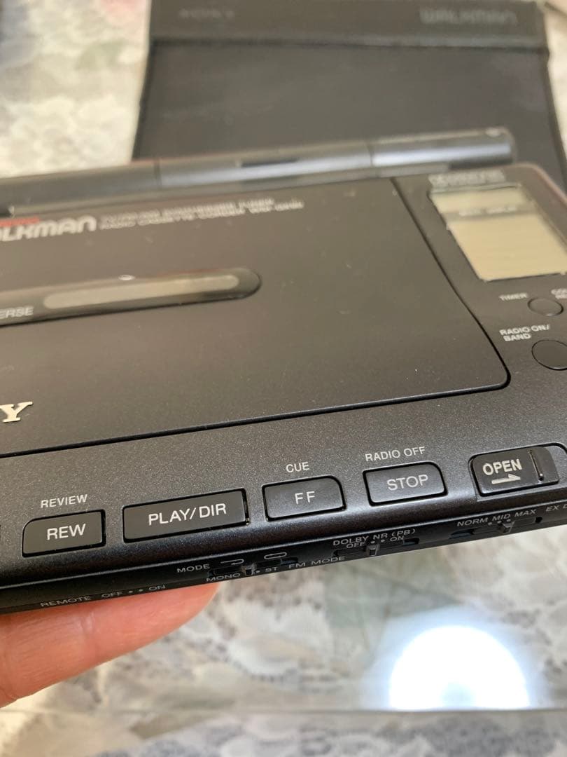 （ジャンク品） SONY WM-GX90 カセットプレーヤー