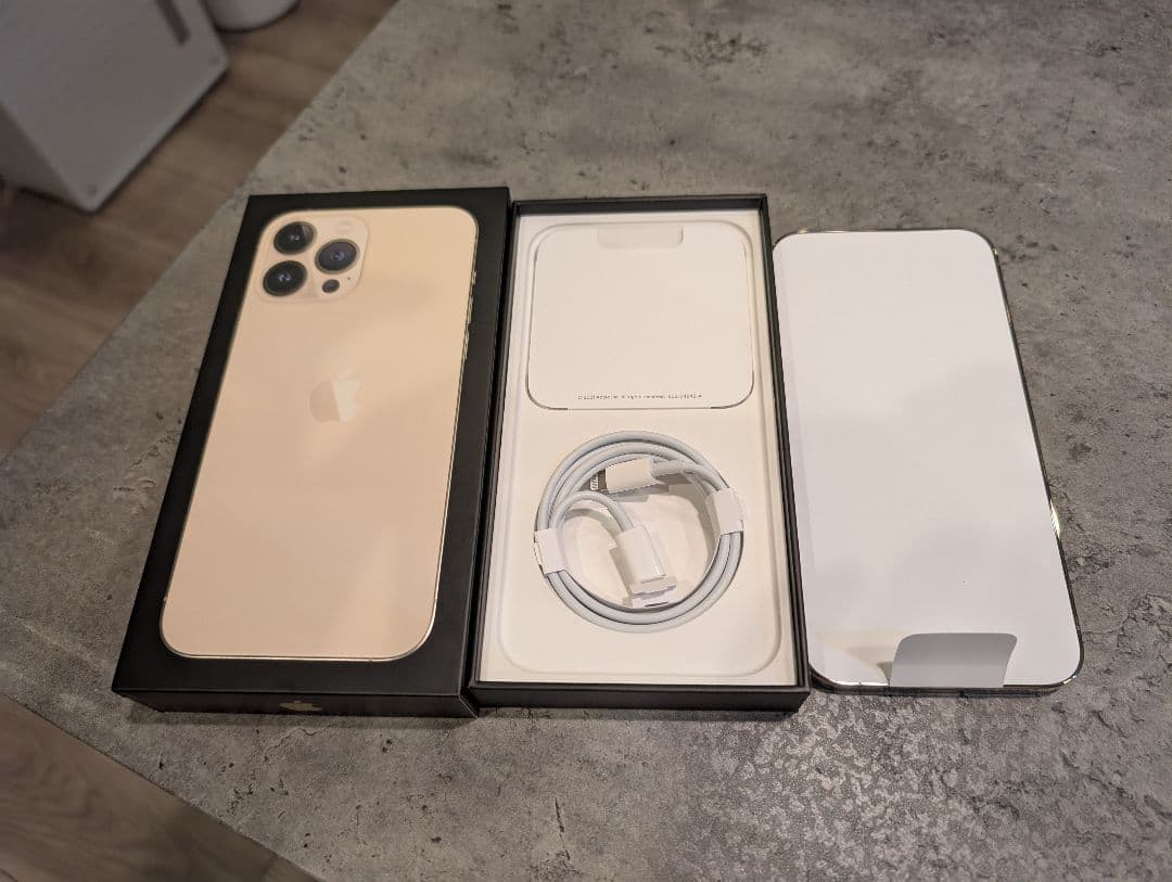 Apple iPhone 13 Pro MAXゴールド 本体