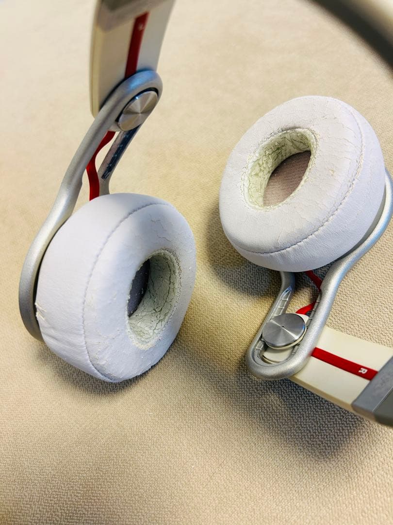 beats mixr ヘッドホン　ホワイト