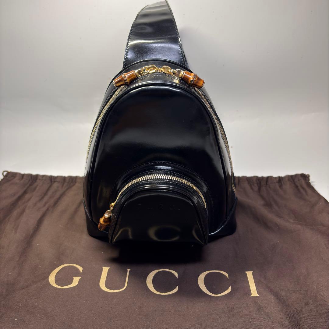 美品　グッチ ボディバッグ バンブー ワンショルダー 斜め掛け レザー ブラック