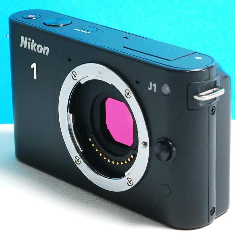 NIKON 1 J1　ブラック　ボディ　送料無料