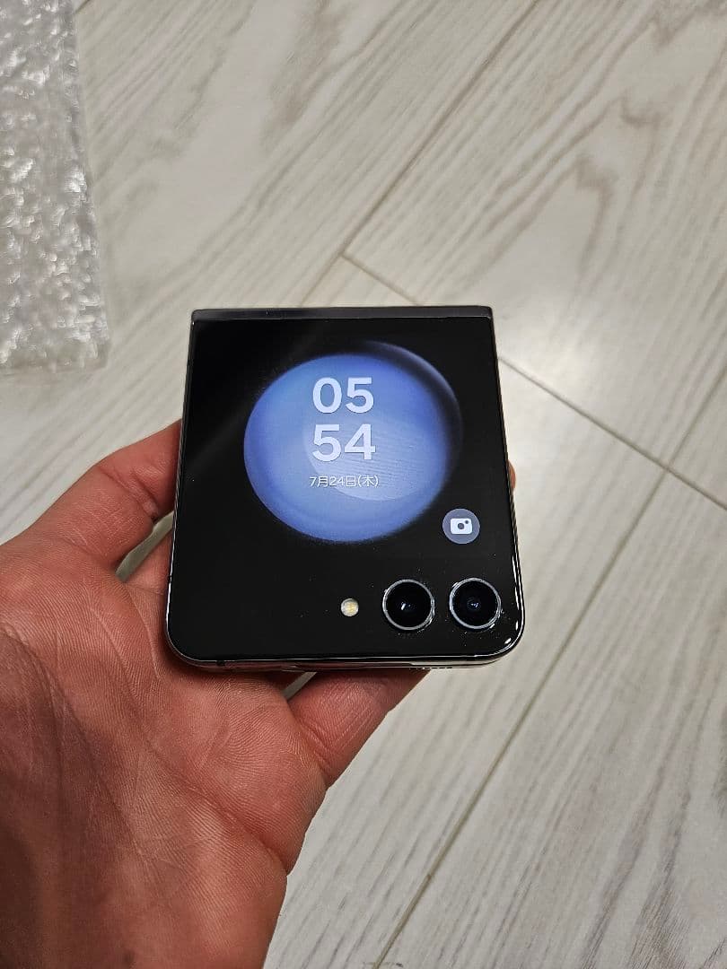 週末ゲリラ割　Galaxy　FLiP5 SIMフリー　残債無　国内版　512ギガ