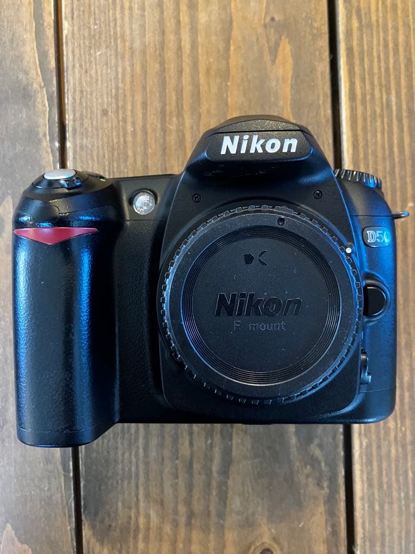 美品　Nikon D50 デジタル一眼レフカメラCCD
