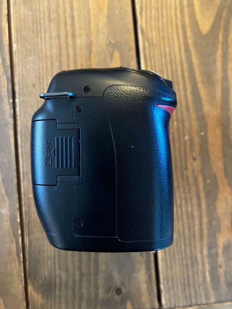 美品　Nikon D50 デジタル一眼レフカメラCCD