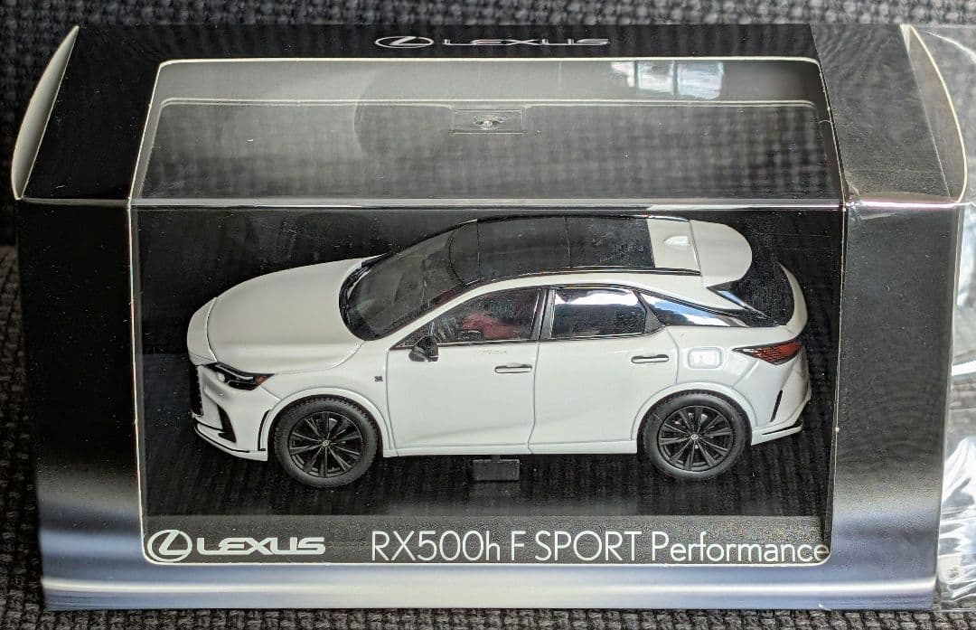 京商 LEXUS RX 500h 1/43 ミニカー ホワイトノーヴァ レクサス