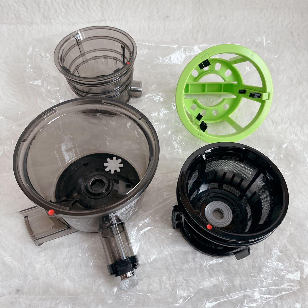 【美品】 Kuvings クビンス ホールスロージューサー EVO-800 赤