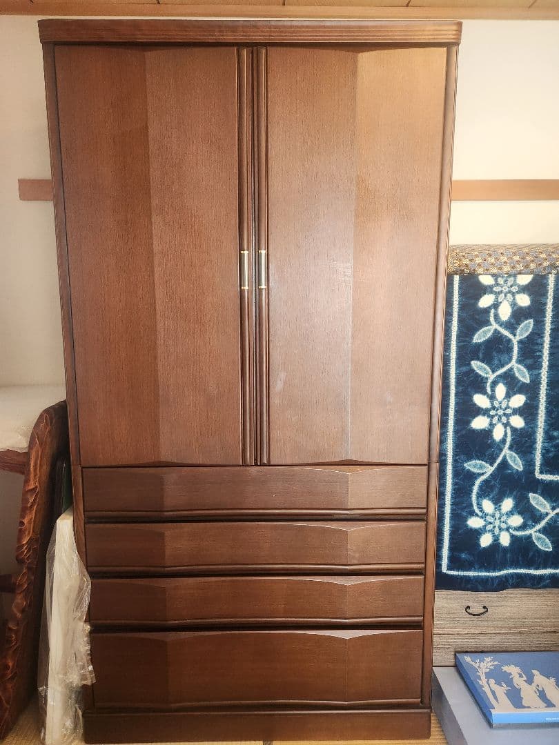 タンス 婚礼家具　木製　洋服ダンス　ワードローブ　収納　チェスト　引出し4段