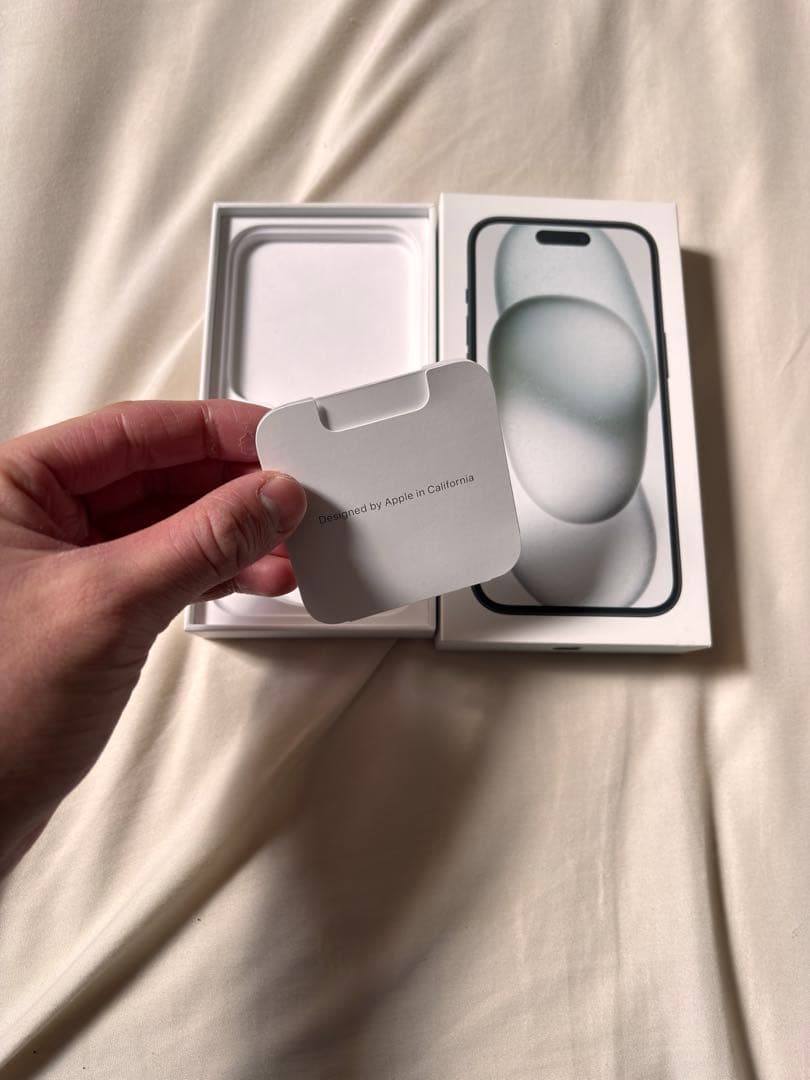 iPhone15 128G 本体