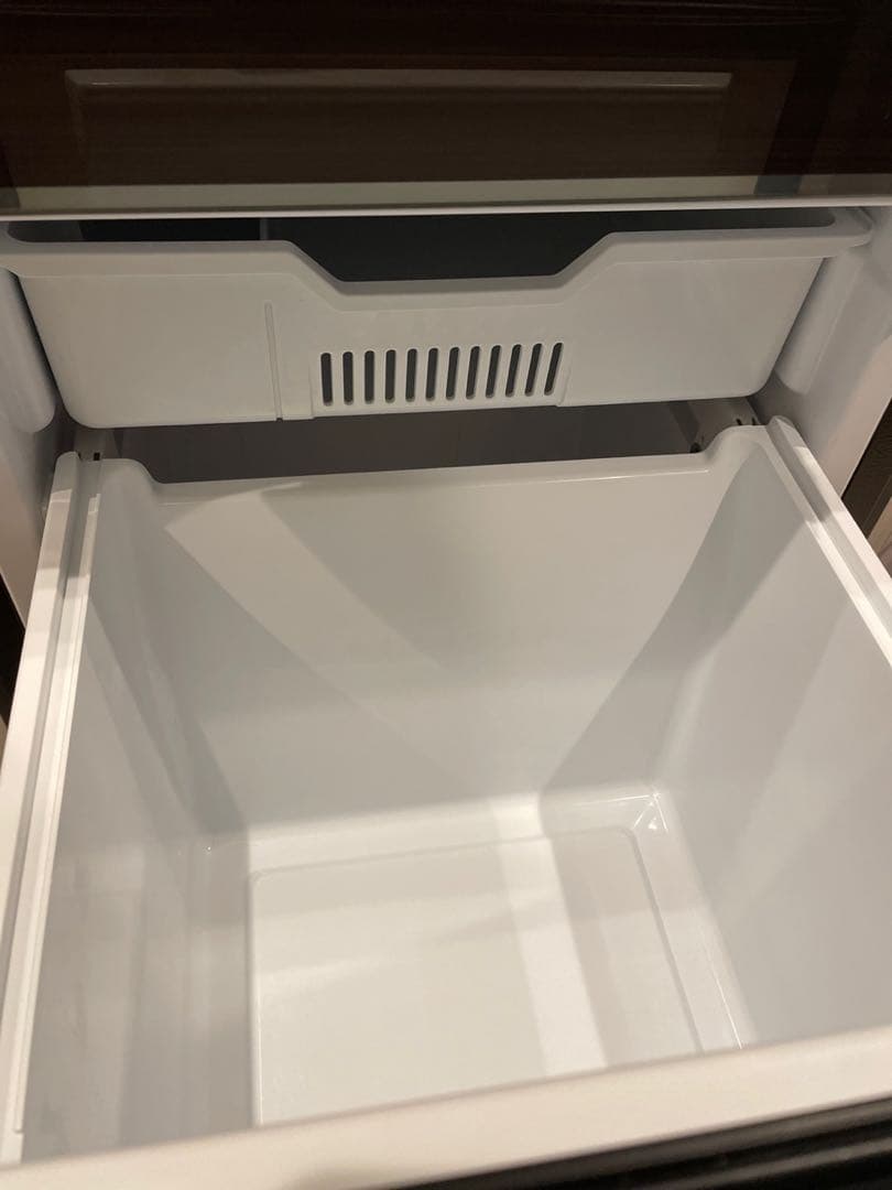 バウアーページですHisense 冷凍冷蔵庫 HR-G13C-BR