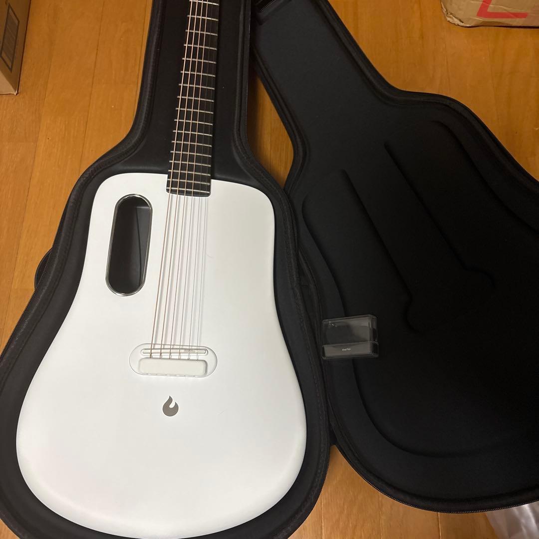 LAVA MUSIC LAVA ME2 FB白　ほぼ新品