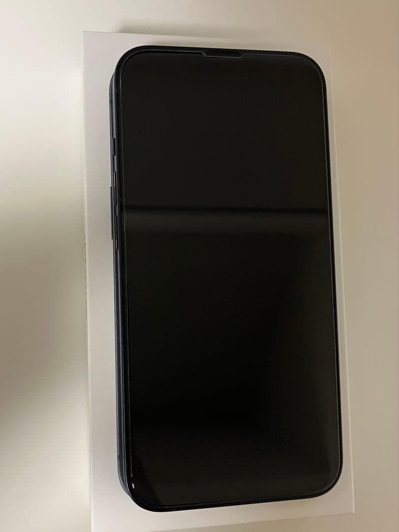 M*u様 iPhone13 無印 128GB ミッドナイト