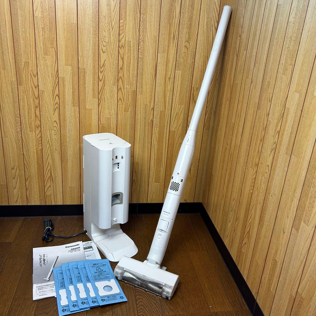 Panasonic MC-NS10K コードレス掃除機 2022年製　紙パック付