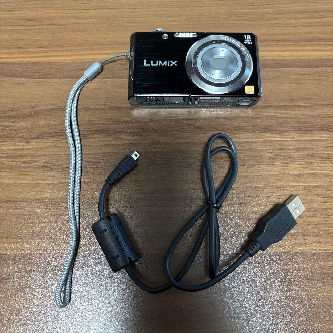 パナソニック　デジカメ　DMC-FH5