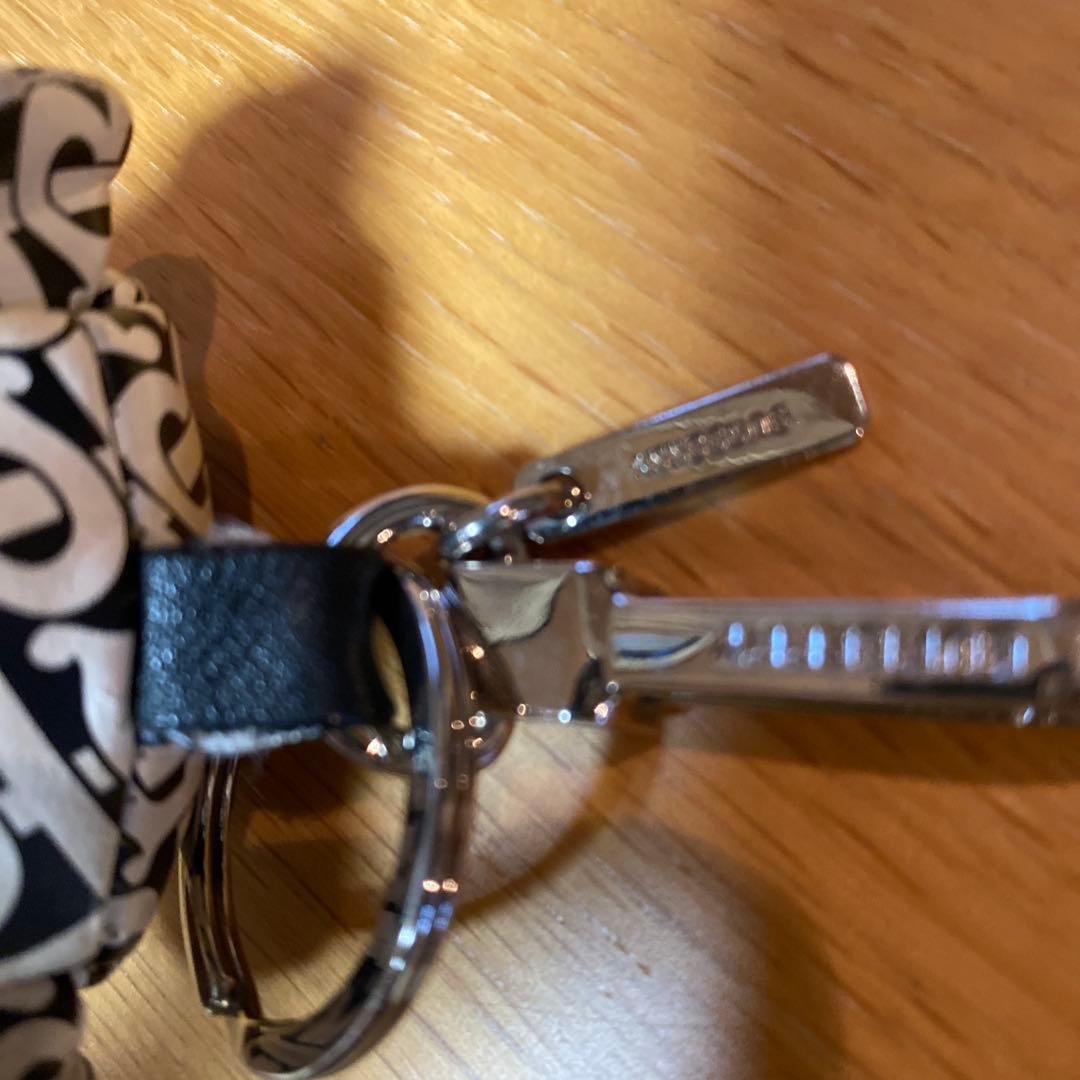 BURBERRY トーマスベア キーホルダー