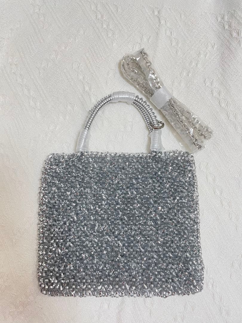 さっチャンさまの専用ページ　アンテプリマ風 ビーズ　パーティーバッグ　シルバー