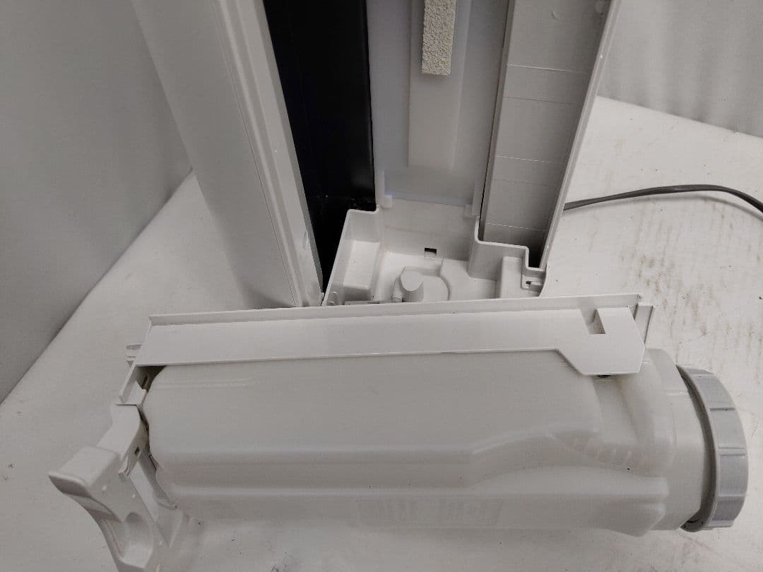 SHARP 2024年製　加湿空気清浄機 KC-40TH7-W