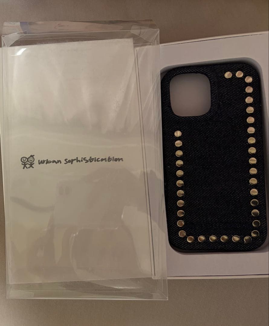 urbansophistication iPhone17 ケース