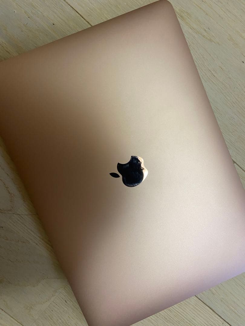 Mac book air M1 256GB 8GBユニファイドメモリ