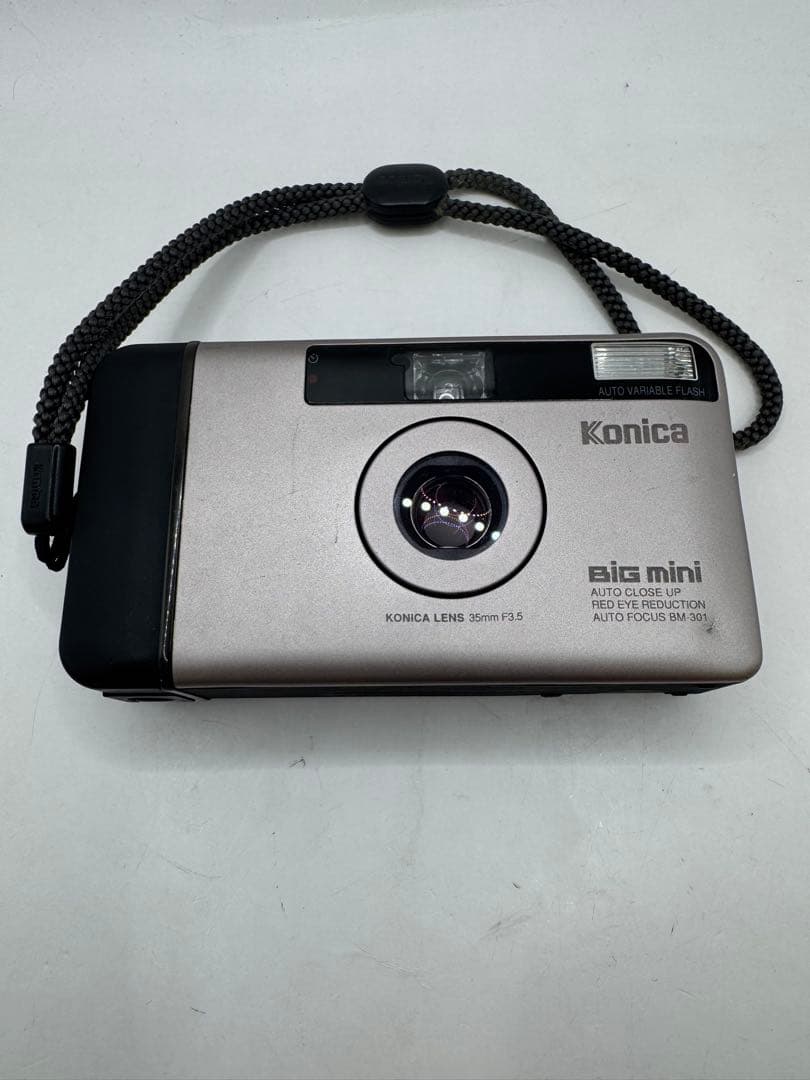 Konica BiG mini BM-301コンパクトフィルムカメラ