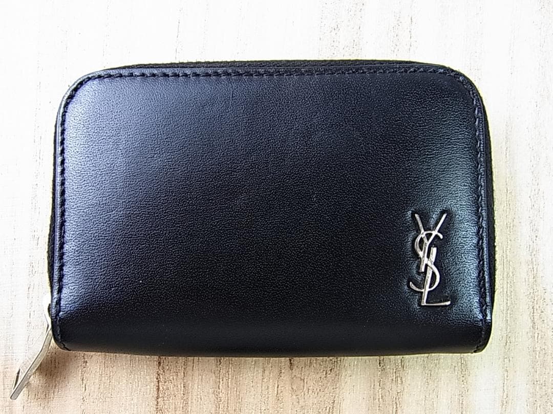 正規品サンローランパリYSL タイニーウォレット ケース カードケースにも